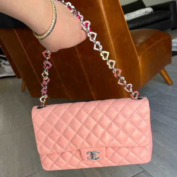 RARE CHANEL HEARTS FLAP BAG - Picture 3 of 15